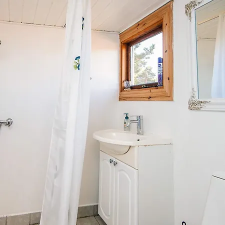 4 Person In Fan By Traum *